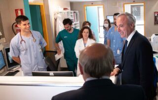 El presidente de Aragón visita el área de Urgencias del Hospital Ernest Lluch en Calatayud durante la presentación del Plan de Fidelización MIR.