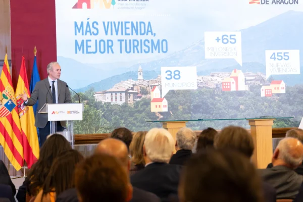 Presentación del programa Más Vivienda, Mejor Turismo para impulsar alquiler asequible en municipios turísticos de Aragón